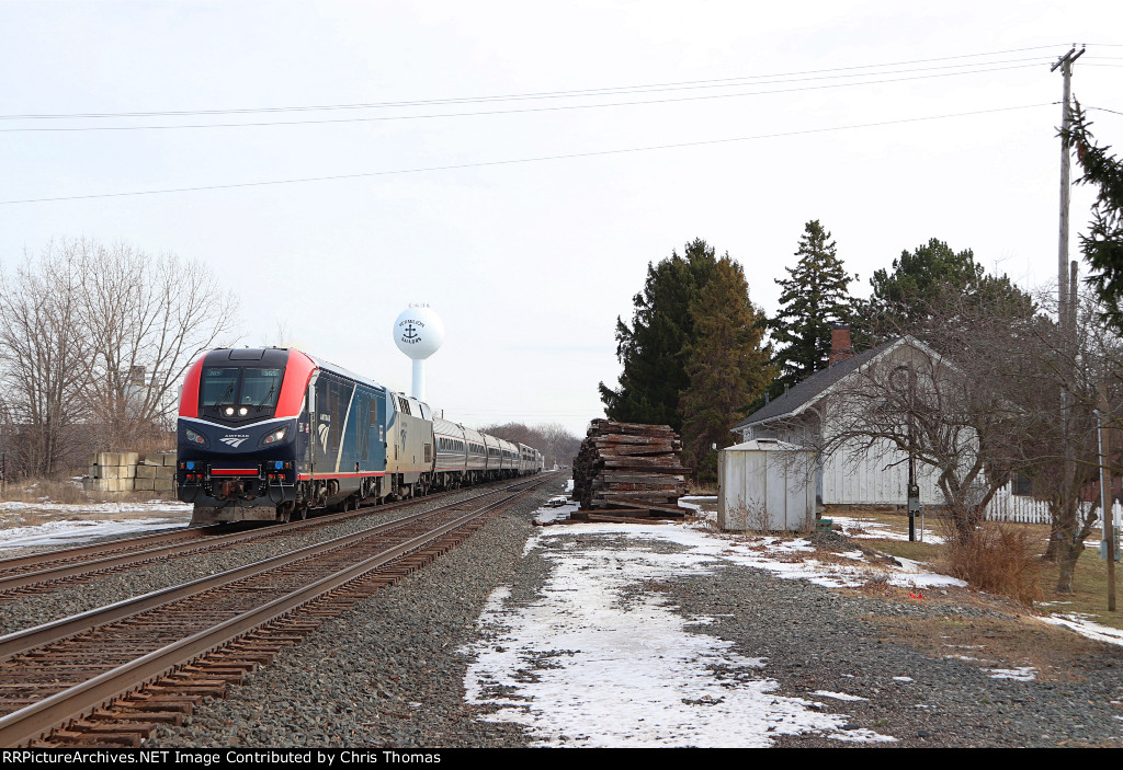 Amtrak 40